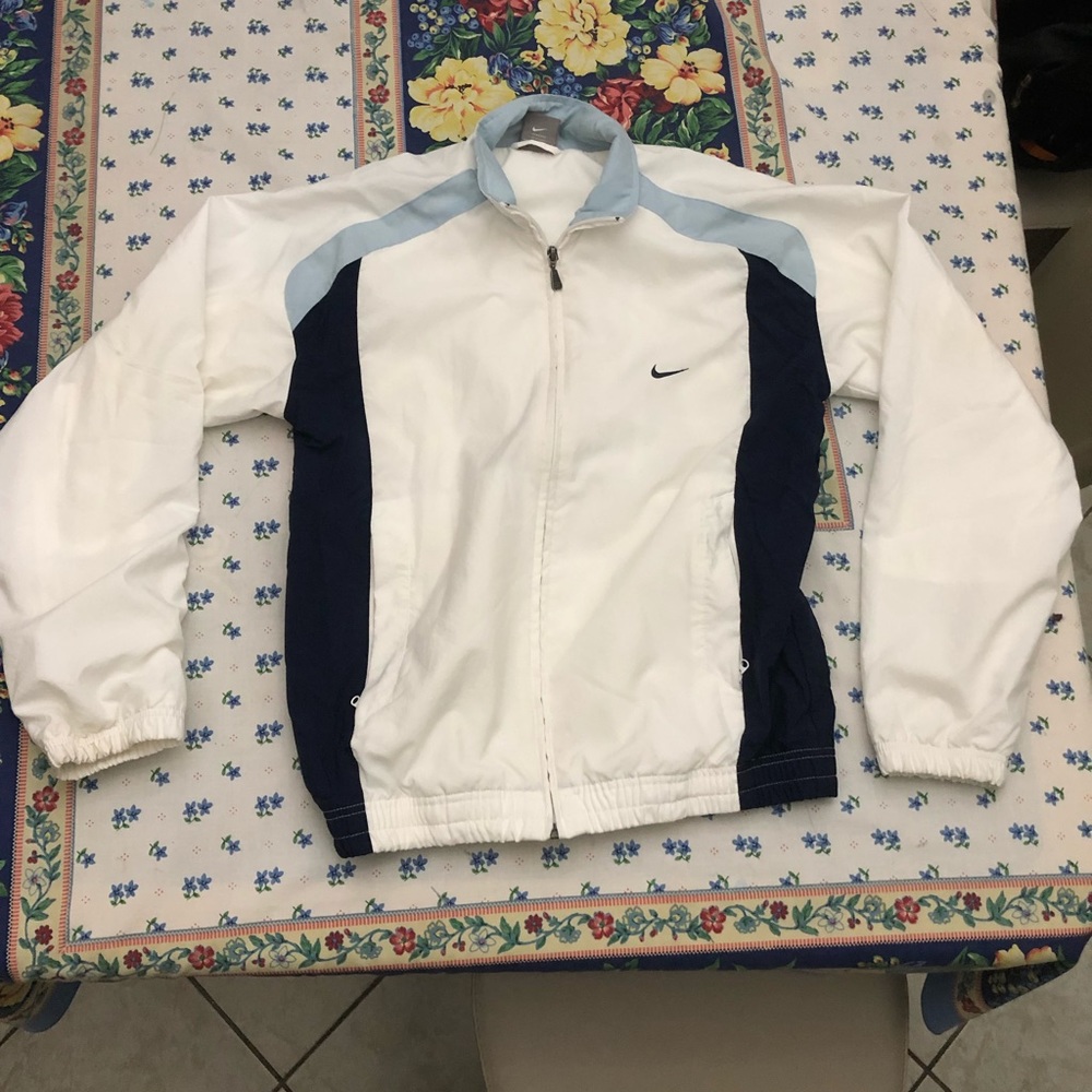 Nike jacket/sweater thing